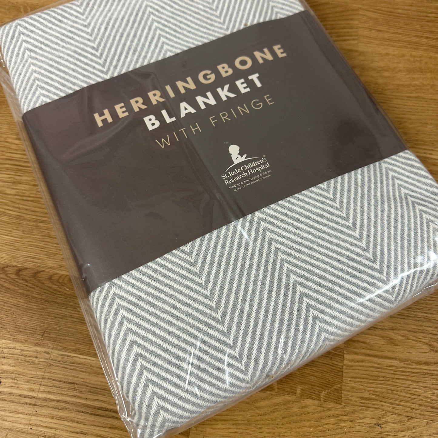 Herringbone Throw Blanket - RT768