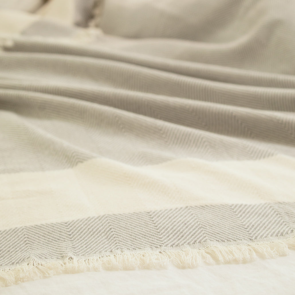 Herringbone Throw Blanket - RT768