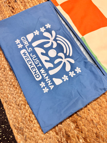 Festival Picnic Blanket - Lightweight Concert Blanket RT859