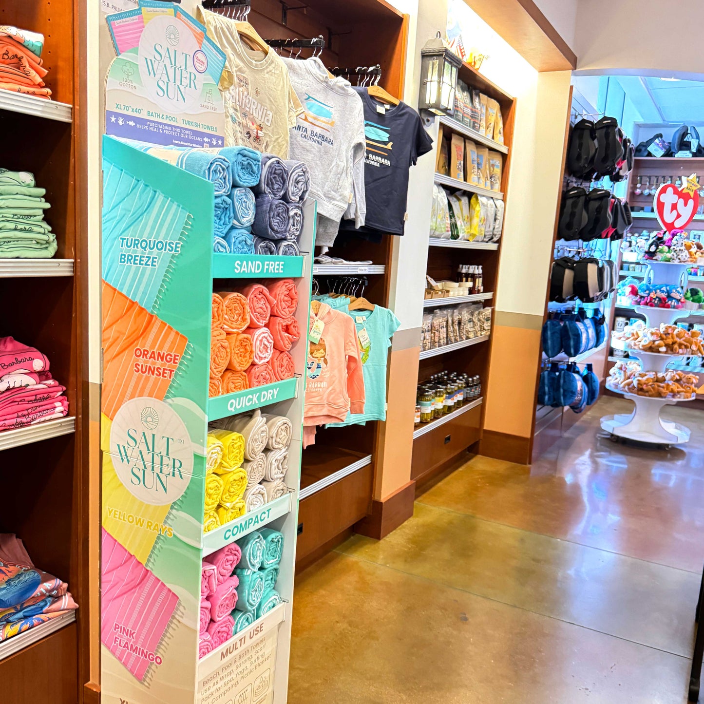 Salt Water Sun - "Grab and Go" Rolled Turkish Towels - 48 Units + Retail Store Display RT789 & RT790